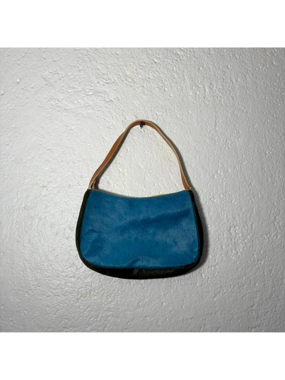 Y2K Gap blue calf hair shoulder bag